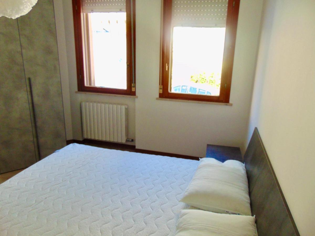 S237 - Sirolo, Trilocale Nella Zona Centrale Di Sirolo Appartement Buitenkant foto